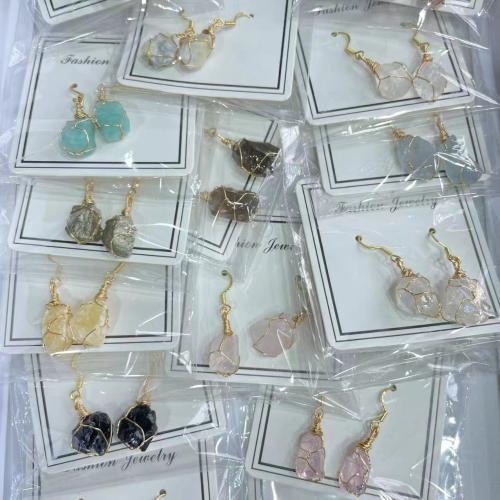Piedras preciosas Pendientes con Colgantes, con aleación de zinc, Irregular, chapado en color dorado, diferentes materiales para la opción & para mujer, earring length 40-50mm, Vendido por Par