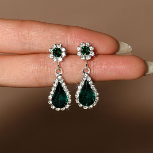 Boucles d'oreilles en laiton zircon cubique pavent, Placage, bijoux de mode & pavé de micro zircon, plus de couleurs à choisir, protéger l'environnement, sans nickel, plomb et cadmium, Vendu par paire