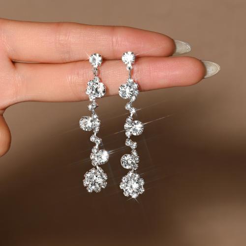 Boucle d'oreille strass, laiton, Placage, bijoux de mode & avec strass, plus de couleurs à choisir, protéger l'environnement, sans nickel, plomb et cadmium, Vendu par paire