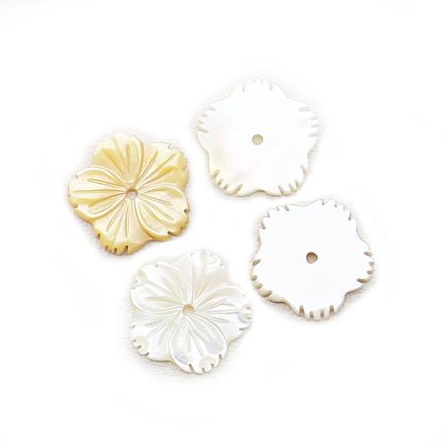 Naturliga gul Shell Halsband, Blomma, DIY, fler färger för val, 12x15mm, Säljs av PC