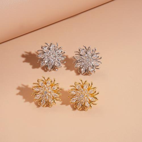 Boucles d'oreilles en laiton zircon cubique pavent, Placage de couleur d'or, bijoux de mode & pavé de micro zircon, plus de couleurs à choisir, Vendu par paire
