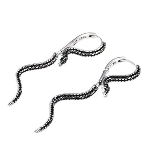 Boucles d'oreilles pendantes en laiton, serpent, Placage, bijoux de mode & avec strass, plus de couleurs à choisir, protéger l'environnement, sans nickel, plomb et cadmium, 54x15mm, Vendu par paire