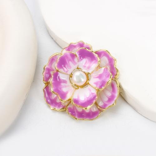 Broche perle d'eau douce, alliage de zinc, avec perle d'eau douce cultivée, Placage de couleur d'or, bijoux de mode & émail, plus de couleurs à choisir, 37.08x13.67x35.28mm, Vendu par PC