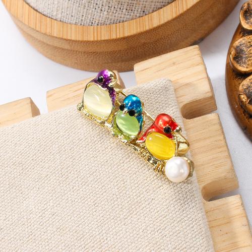 Sladkovodní Pearl Brož, Zinek, s Kočky Eye & Sladkovodní Pearl, barva pozlacený, módní šperky & smalt, více barev na výběr, 14.28x11.01x15.47mm, Prodáno By PC