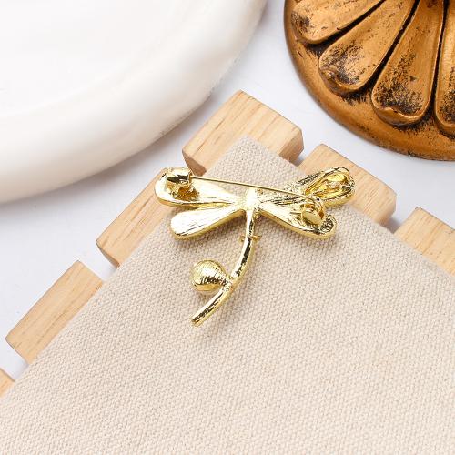 Sladkovodní Pearl Brož, Zinek, s Sladkovodní Pearl, Dragonfly, barva pozlacený, módní šperky & smalt & s drahokamu, více barev na výběr, 40.13x9.31x33.35mm, Prodáno By PC