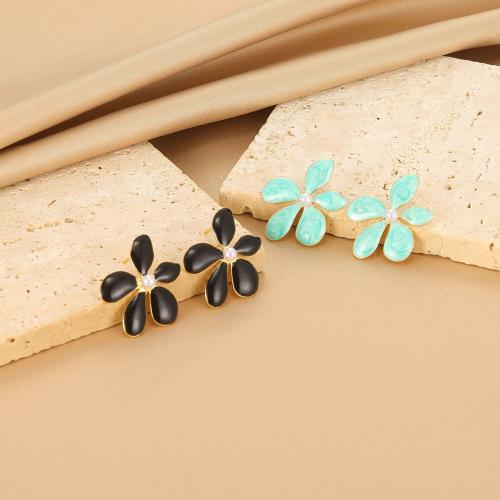 Boucle d'oreille de gaujon en acier inoxydable, Acier inoxydable 304, avec perle de plastique, fleur, Plaqué or 18K, styles différents pour le choix & pour femme & émail, plus de couleurs à choisir, Vendu par PC