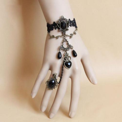 Pierścień Bransoletka gotycka, Stop cynku, ze Koronka & żywica & Perła plastikowa & żelazo, Ręcznie robione, biżuteria moda & dla kobiety, czarny, Ring inner diameter 1.7cm, bracelet 15-20cm adjustable, długość około 20 cm, sprzedane przez PC