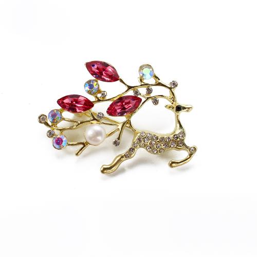 Sladkovodní Pearl Brož, Zinek, s Sladkovodní Pearl, Jelen, barva pozlacený, módní šperky & s drahokamu, více barev na výběr, 50.69x10.15x35.59mm, Prodáno By PC