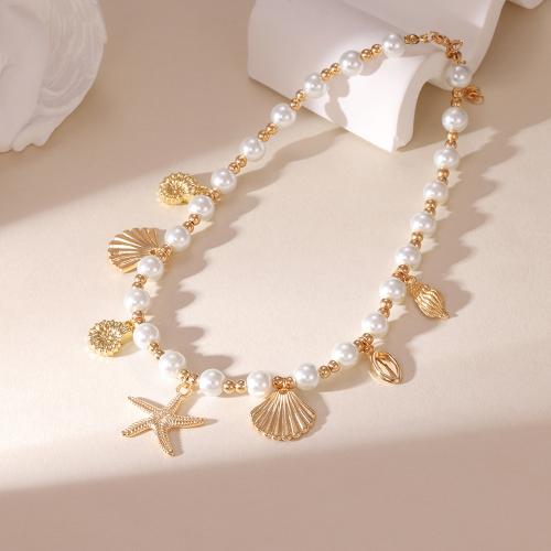 Collier de perles en plastique, alliage de zinc, avec Plastique ABS perle, Placage de couleur d'or, bijoux de mode, plus de couleurs à choisir, Vendu par PC