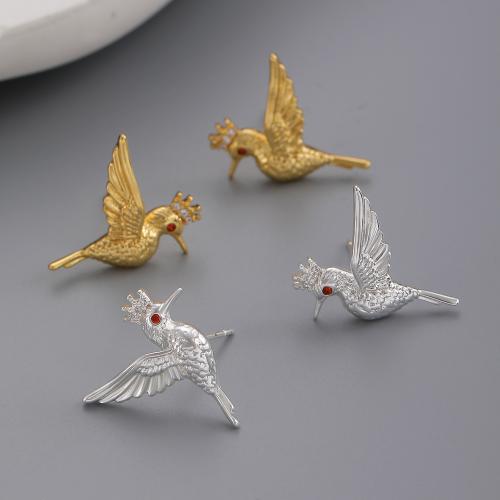 Goujon Laiton, Placage, bijoux de mode & avec strass, plus de couleurs à choisir, protéger l'environnement, sans nickel, plomb et cadmium, Vendu par paire