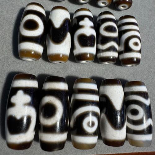 Természetes tibeti Achát Dzi Gyöngyök, véletlenszerűen elküldött & vegyes minta & DIY, 5PC-k/Bag, Által értékesített Bag