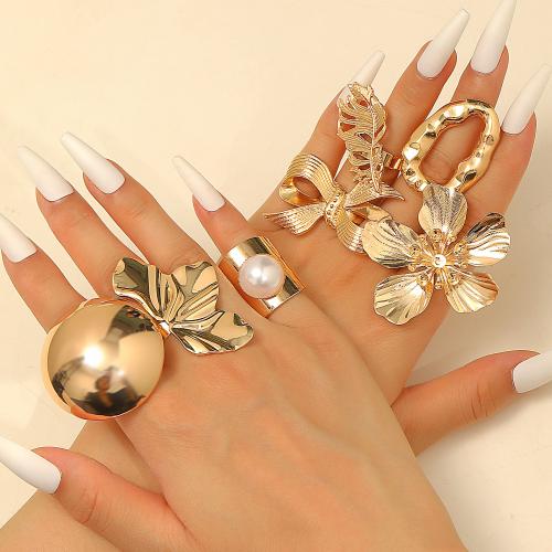 Bague en alliage de zinc, avec perle de plastique, Placage de couleur d'or, bijoux de mode, plus de couleurs à choisir, Vendu par PC