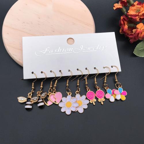 Boucles d'oreilles en alliage de zinc, Placage de couleur d'or, bijoux de mode & émail & avec strass, plus de couleurs à choisir, 5pairescouple/fixé, Vendu par fixé