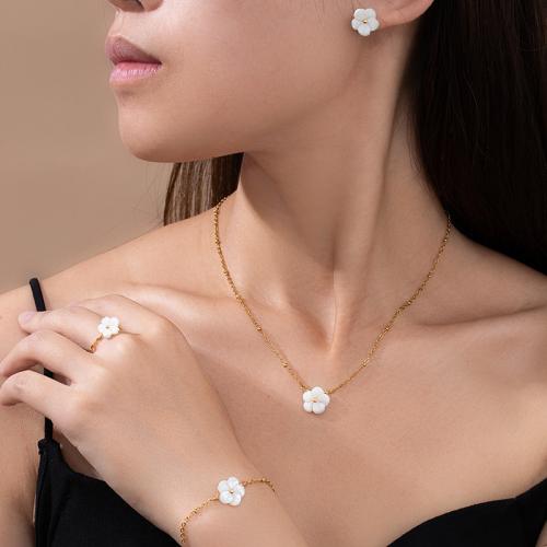 Stainless Steel smycken Ställer, Stud Örhänge & finger ring, Titan Stål, med Harts, guldfärg pläterade, mode smycken & micro bana cubic zirconia, fler färger för val, Säljs av PC