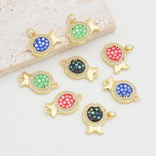 Cubique Pendentif en laiton zircon pavent, avec coquille, Placage de couleur d'or, DIY & pavé de micro zircon & émail, plus de couleurs à choisir, protéger l'environnement, sans nickel, plomb et cadmium, Vendu par PC