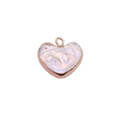 Sladkovodní Pearl Přívěsky, s Mosaz, Srdce, barva pozlacený, DIY, smíšené barvy, Prodáno By PC