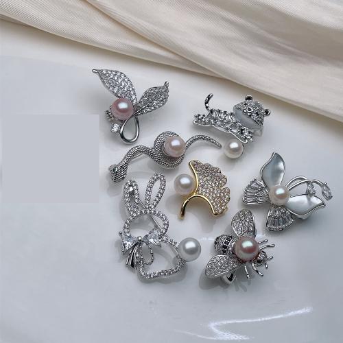 Sladkovodní Pearl Brož, Zinek, s Sladkovodní Pearl, barva pozlacený, módní šperky & s drahokamu, více barev na výběr, 6-8mm, Prodáno By PC