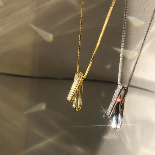 Collier en laiton cubique Zircon Micro Pave, Placage, bijoux de mode & pavé de micro zircon & pour femme, plus de couleurs à choisir, Longueur Environ 45 cm, Vendu par PC