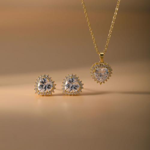 laiton parure de bijoux, Boucle d’oreille stud & collier, coeur, Placage, 2 pièces & pavé de micro zircon & pour femme, plus de couleurs à choisir, Vendu par fixé