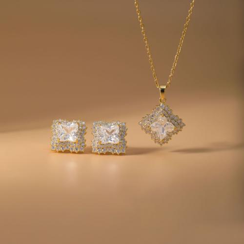 laiton parure de bijoux, Boucle d’oreille stud & collier, cadre, Placage de couleur d'or, 2 pièces & pavé de micro zircon & pour femme, Vendu par fixé