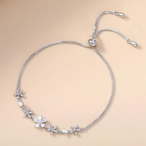 laiton bracelet, fleur, Placage, réglable & chaîne de boîte & pavé de micro zircon & pour femme, argent, Longueur Environ 6-9 pouce, Vendu par PC