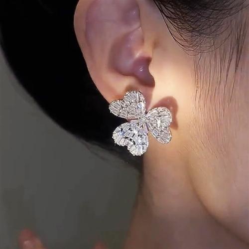 Boucles d'oreilles en laiton zircon cubique pavent, Trois Clover Leaf, Placage, bijoux de mode & pavé de micro zircon & pour femme, Vendu par paire