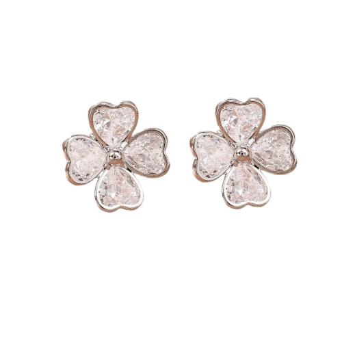 Boucles d'oreilles en laiton zircon cubique pavent, avec zircon cubique, Trèfle à quatre feuilles, Placage, bijoux de mode & pour femme, argent, Vendu par paire
