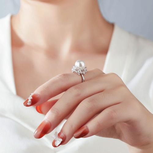 Cubic Zirconia Micro vydláždit mincovní stříbro prsteny, 925 Sterling Silver, s Shell Pearl, Baroko, barva pozlacený, módní šperky & micro vydláždit kubické zirkony, více barev na výběr, Prodáno By PC