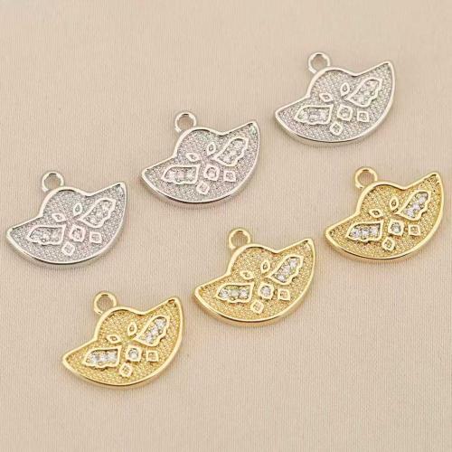 Cubique Pendentif en laiton zircon pavent, papillon, Placage, DIY & pavé de micro zircon, plus de couleurs à choisir, protéger l'environnement, sans nickel, plomb et cadmium, 10PC/sac, Vendu par sac
