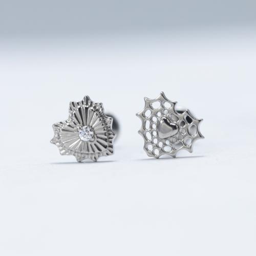 Titanlegering Hjärta, polerad, olika storlek för val & olika stilar för val, Säljs av PC