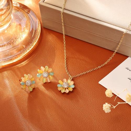 Zircon cubique Micro Pave parures de bijoux en laiton, avec Oeil de chat, margueritepâquerette, Plaqué d'or, styles différents pour le choix & pavé de micro zircon & pour femme, multicolore, Vendu par PC