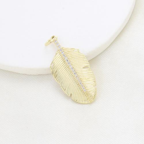 Cubique Pendentif en laiton zircon pavent, feuille, Placage, DIY & pavé de micro zircon, doré, protéger l'environnement, sans nickel, plomb et cadmium, 30.70x15x2.20mm, Vendu par PC