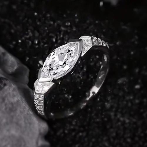 Cubique anneau en laiton Circonia Micro Pave, Placage, unisexe & normes différentes pour le choix & pavé de micro zircon, Vendu par PC