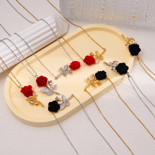 Kuutiometriä Zirkonia mikro tasoittaa Brass kaulakorun, Messinki, kanssa Puuvillasametti, päällystetty, eri tyylejä valinta & Micro Pave kuutiometriä zirkonia & naiselle, enemmän värejä valinta, Myymät PC