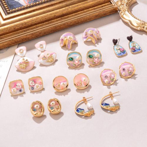 Σκουλαρίκια γλυκού νερού μαργαριτάρι, Ορείχαλκος, με Μαργαριτάρι του γλυκού νερού, χρώμα επίχρυσο, διαφορετικά στυλ για την επιλογή & για τη γυναίκα & σμάλτο, Sold Με Ζεύγος