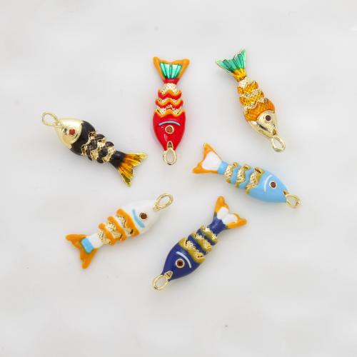 Kubik Zirkonium mikro bana Mässing hängande, Fisk, plated, DIY & micro bana cubic zirconia & emalj, fler färger för val, nickel, bly och kadmium gratis, 26.80x7.80x5.60mm, Säljs av PC