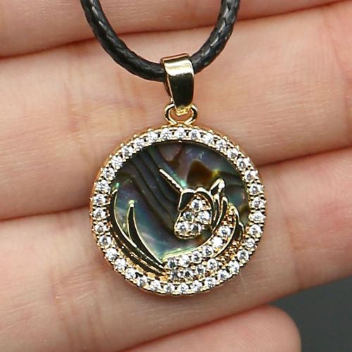 Shell Halsband, med PU & Mässing, Flat Round, guldfärg pläterade, mode smycken & Unisex & med strass, fler färger för val, Längd Ca 19 inch, Säljs av PC