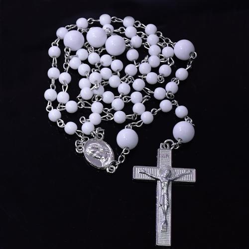 Radband halsband, Zink Alloy, med Plast, Cross, silver pläterad, mode smycken, vit, 8mm, Längd 52.5 cm, Säljs av PC