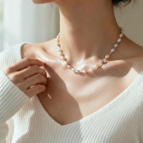 Sladkovodní Pearl mosaz řetěz náhrdelník, s Mosaz, Baroko, módní šperky, více barev na výběr, 8-9mm, Prodáno By PC