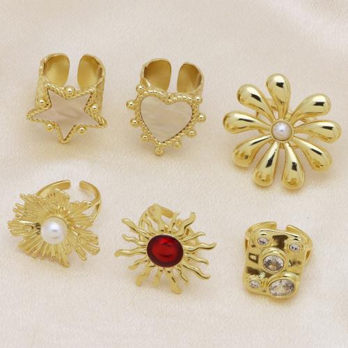 Anello in ottone, with cubico zircone & bianco conchiglia & perla in plastica, placcato color oro, regolabile & stili diversi per la scelta & per la donna & smalto, nessuno, Venduto da PC