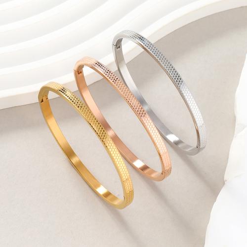 304 roestvrij staal Bangle, plated, mode sieraden & uniseks, meer kleuren voor de keuze, Binnendiameter:Ca 60mm, Verkocht door PC