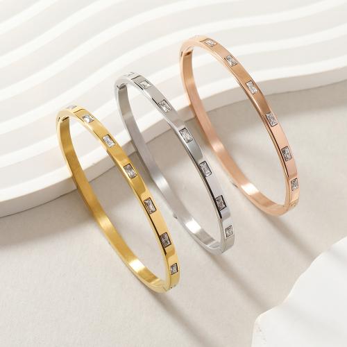 304 Edelstahl Armreif, plattiert, für Frau & mit Strass, keine, bangle width 4mm, Innendurchmesser:ca. 60mm, verkauft von PC