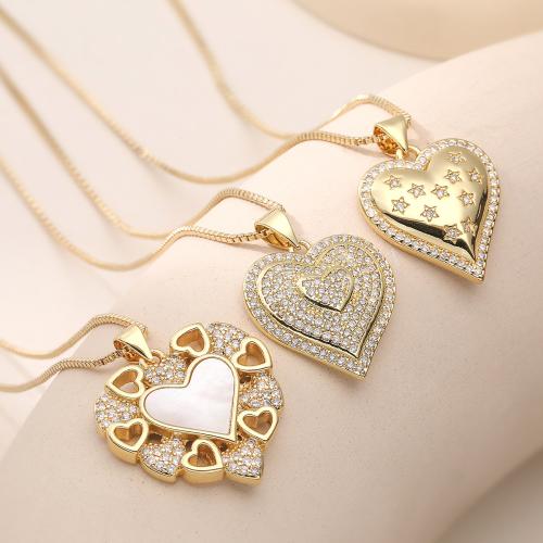 KubikZircon Mikro pflastern Messinghalsketten, Messing, mit Weiße Muschel, vergoldet, Modeschmuck & einstellbar & verschiedene Stile für Wahl & Micro pave Zirkonia & für Frau, keine, frei von Nickel, Blei & Kadmium, verkauft per ca. 45 cm Strang