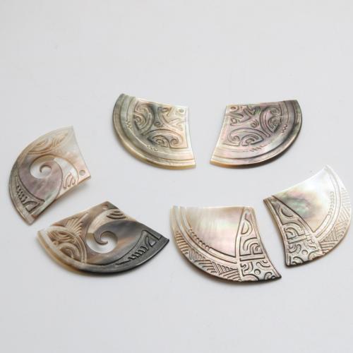 Naturlig svart Shell Halsband, Ginkgo blad, Sned, DIY & olika stilar för val, Säljs av PC