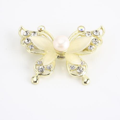 Zinc Alloy Broche, met Zoetwater Parel, Vlinder, gold plated, voor vrouw & met strass, 32x43x16mm, Verkocht door PC