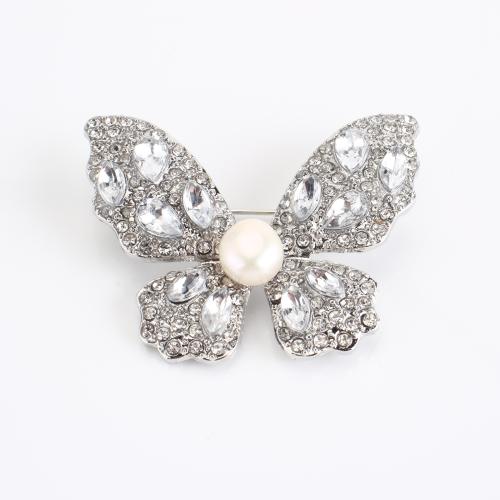 Zinc Alloy Broche, met Zoetwater Parel, Vlinder, plated, voor vrouw & met strass, 40x33x10mm, Verkocht door PC