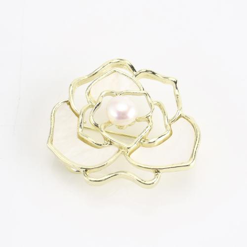 Zinc Alloy Broche, met Zoetwater Parel, Bloem, gold plated, mode sieraden & voor vrouw, 40x37x15mm, Verkocht door PC
