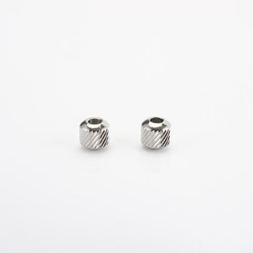 Cruach dhosmálta coirníní Spacer, 304 Cruach dhosmálta, DIY, dath bunaidh, 7x7x7mm, 100ríomhairí pearsanta/Lot, Díolta De réir Lot