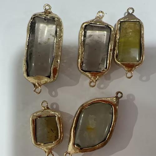 Křemen konektor, Přírodní Quartz, Nuggets, á, náhodně odesláno & DIY, smíšené barvy, connector size 52*21*11mm, 32*18*8mm, Otvor:Cca 1.5mm, Prodáno By PC
