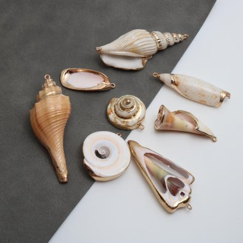 Trompeta natural Shell colgantes, Nácar Trompeta, chapado en color dorado, Bricolaje & diferentes estilos para la opción, Vendido por UD